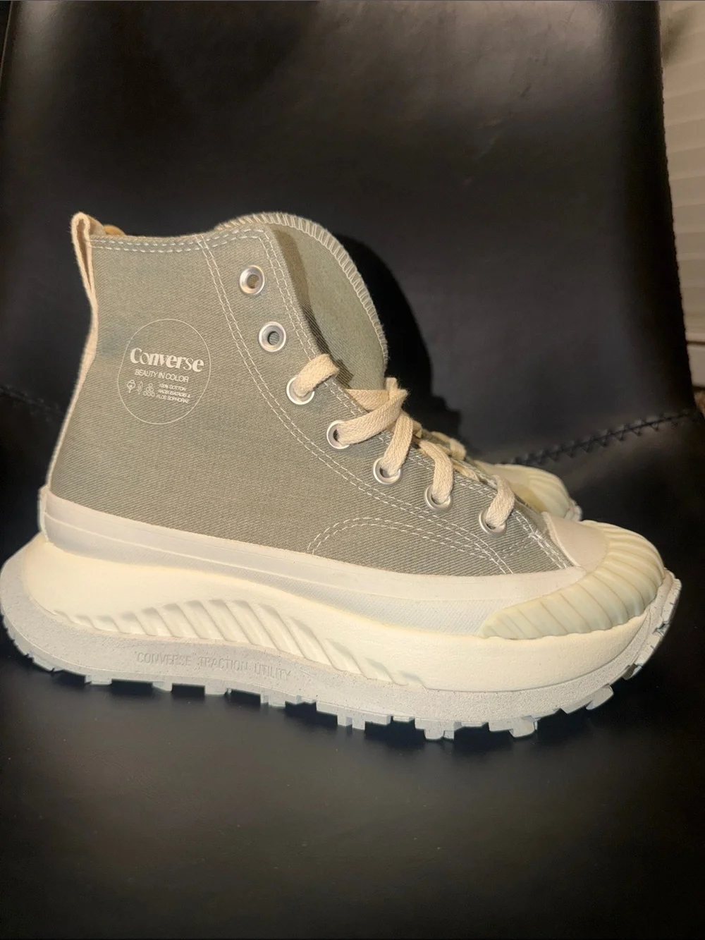 Converse Chuck 70 AT-CX High 'Beauty In Color', kids 4, womens 5.5.